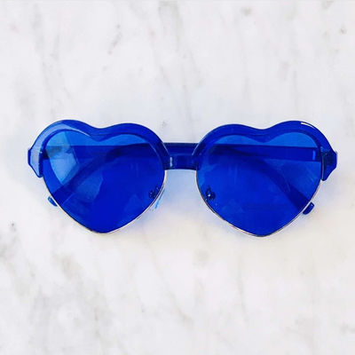 Солнечные очки терапией цвета объектива предохранения от рамки UV400 сердца голубые